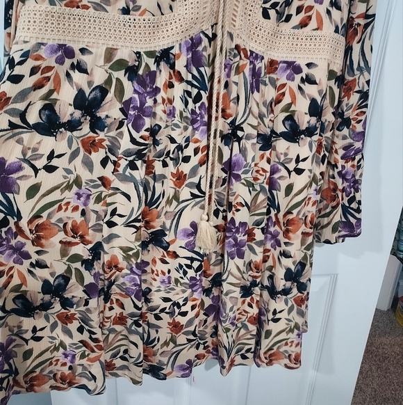 Torrid Ivory Floral Mini Gauze Lace-Up Skater Dress in Size 2 / 18-20 - Picture 9 of 16